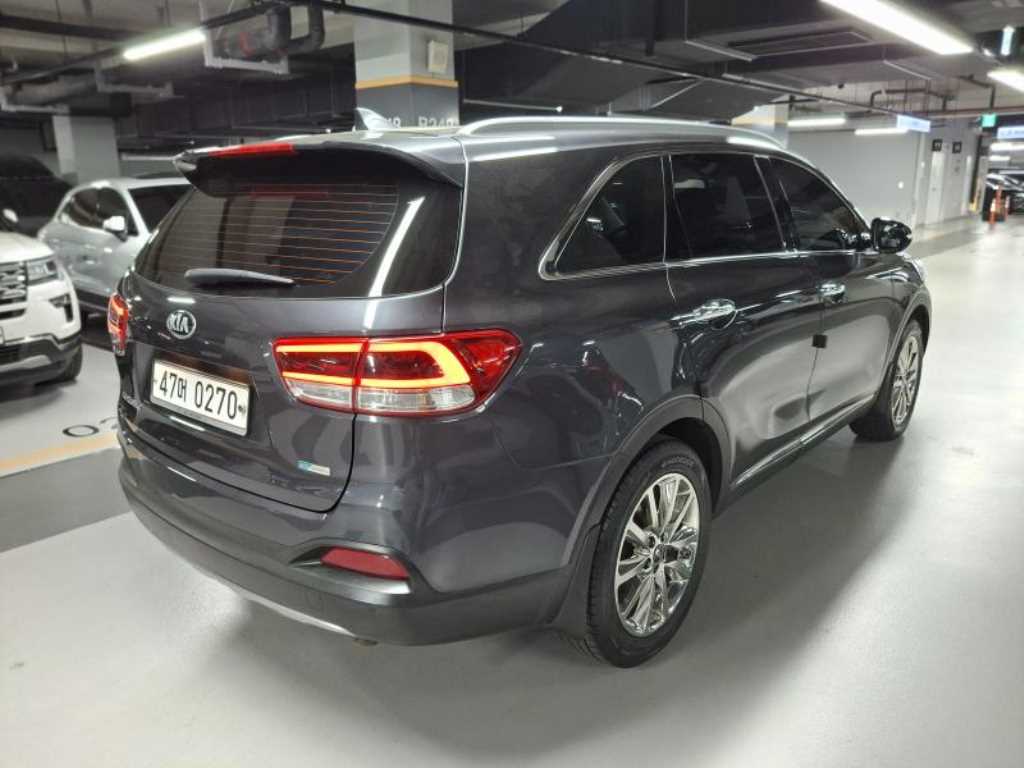 KIA Sorento - Vista 3