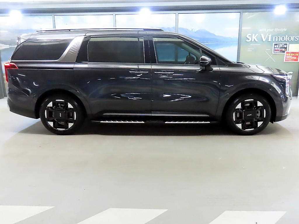 KIA Carnival - Vista 3