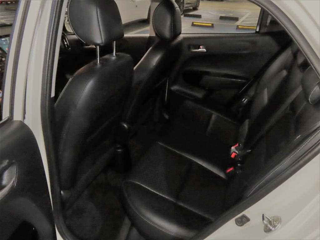 KIA Morning - Vista 9