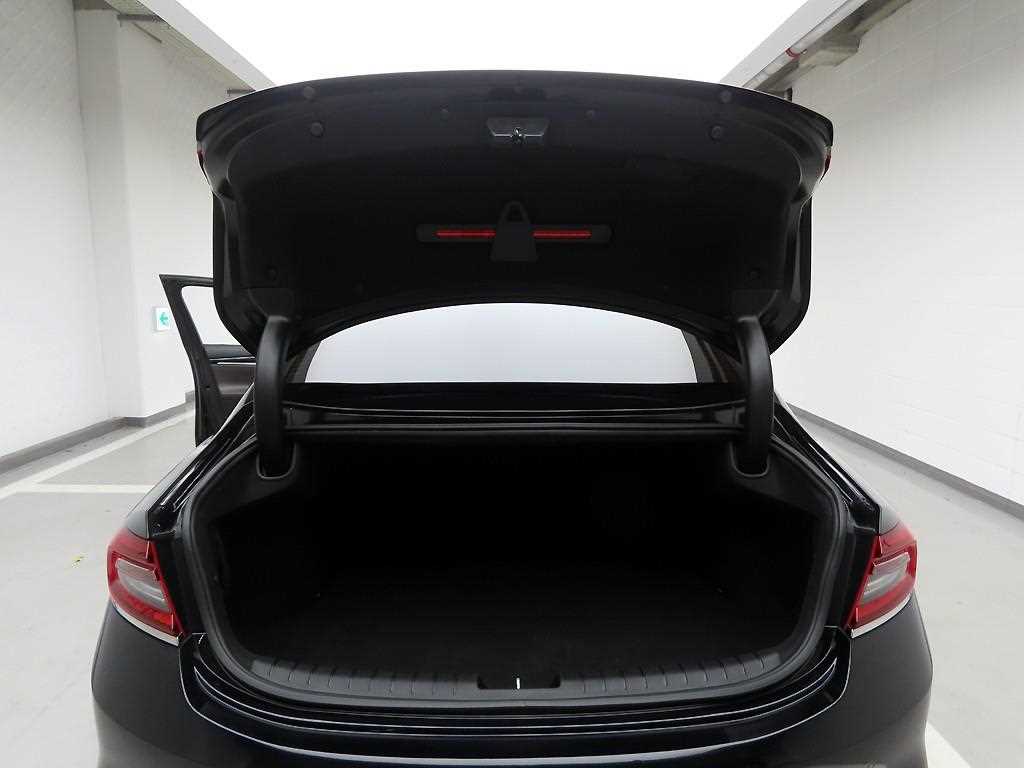 HYUNDAI Grandeur 2019 Negro - Importación desde Corea - HF Imports Iquique - Foto 18