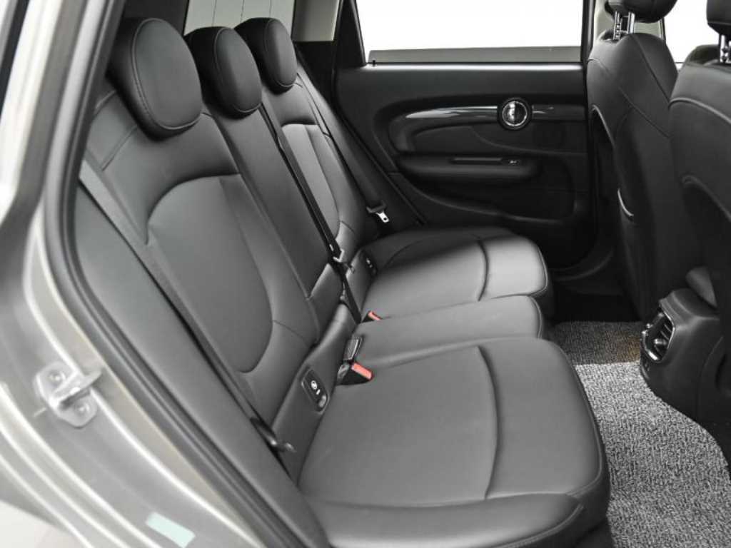 Mini Clubman - Vista 12