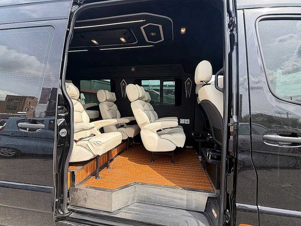 Mercedes Benz Sprinter - Vista 7