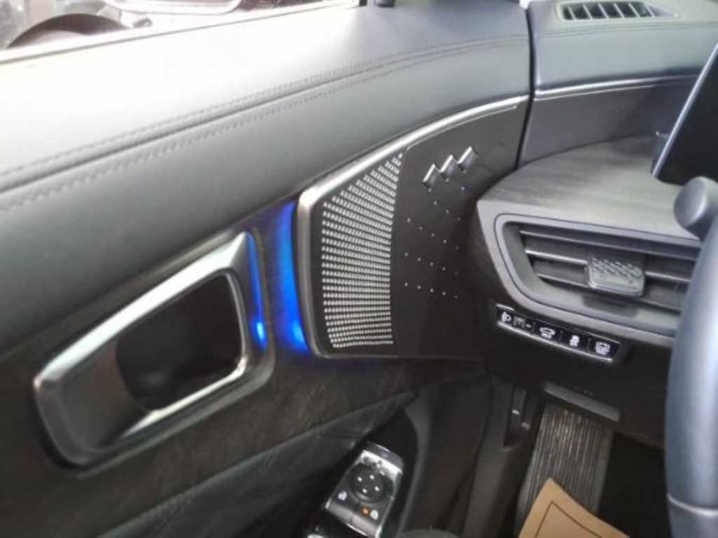 KIA K8 - Vista 3