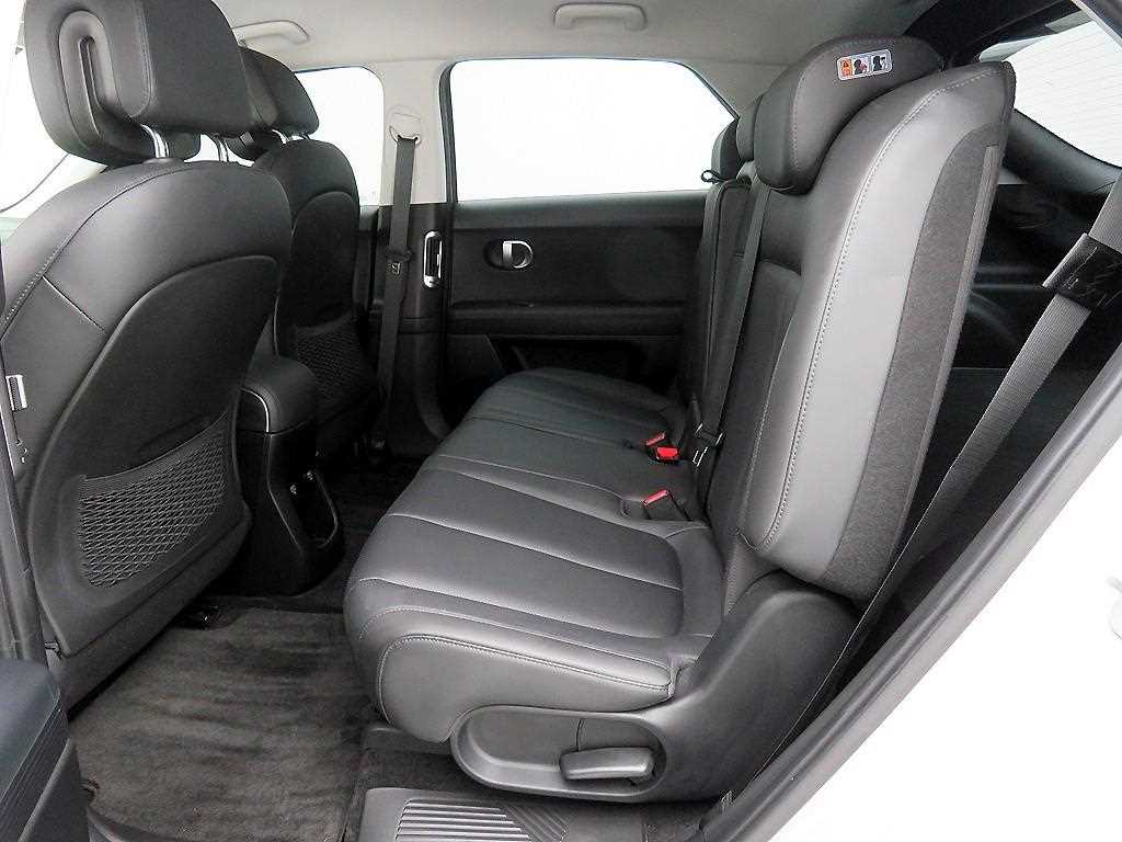 HYUNDAI Ioniq 5 - Vista 8