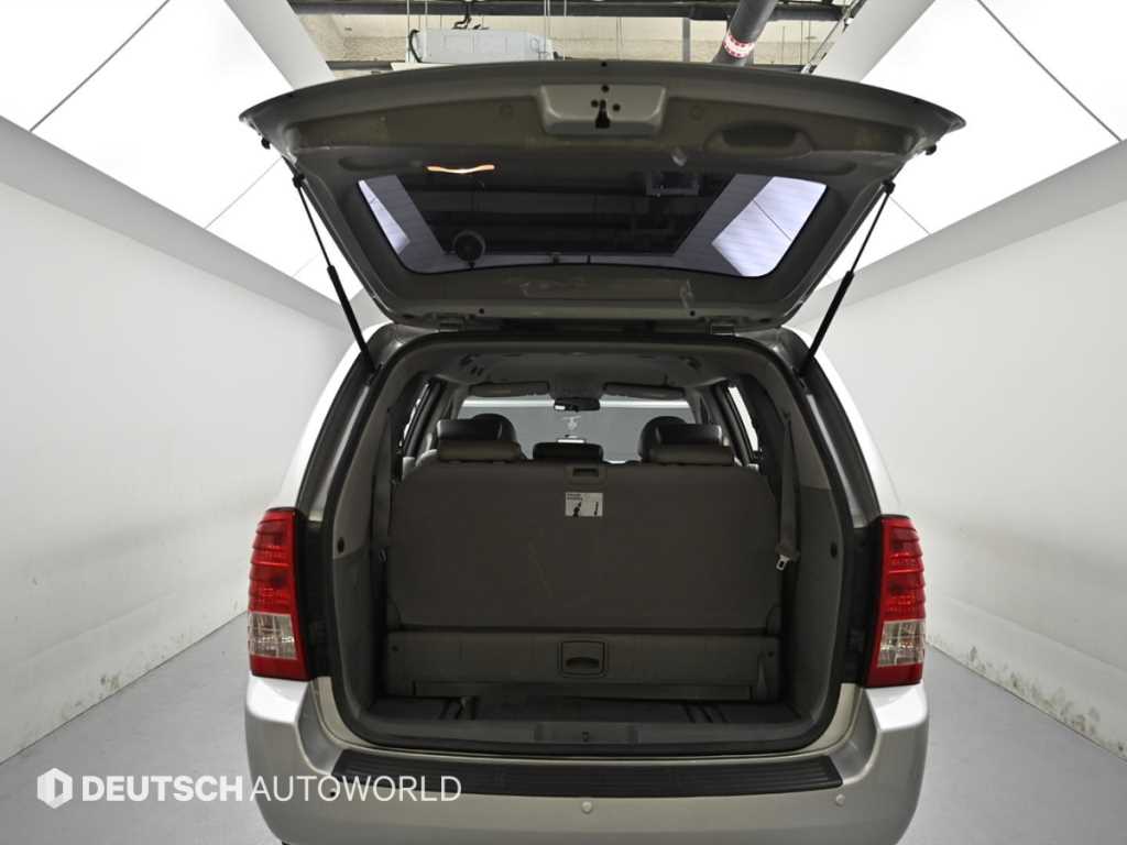 KIA Carnival 2011 Plateado - Importación desde Corea - HF Imports Iquique - Foto 19