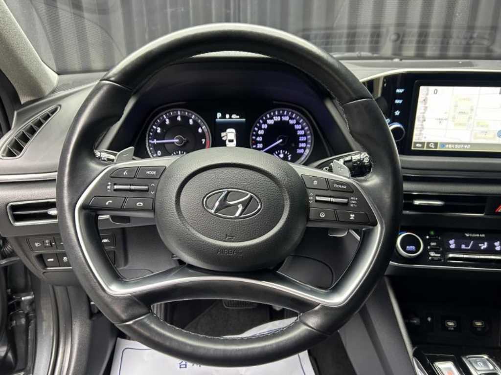 HYUNDAI Sonata - Vista 10
