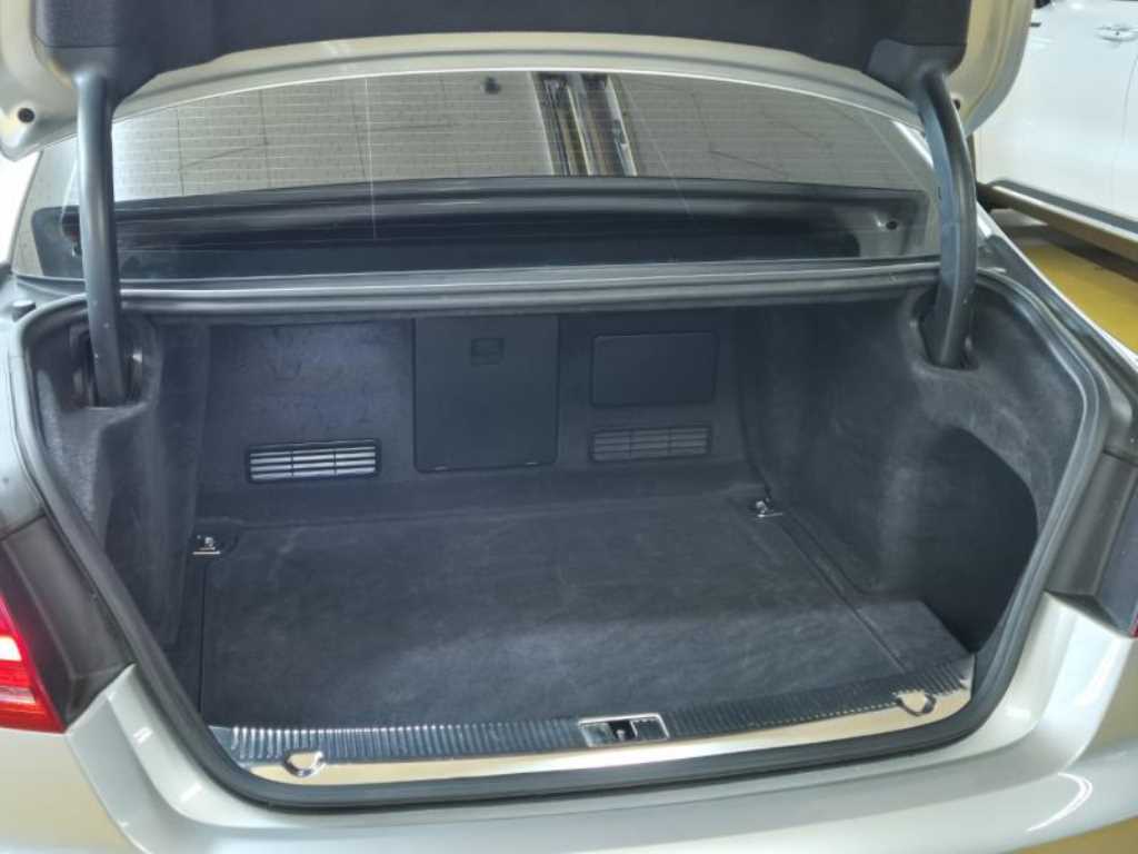 Audi A8 2011 Gris - Importación desde Corea - HF Imports Iquique - Foto 19
