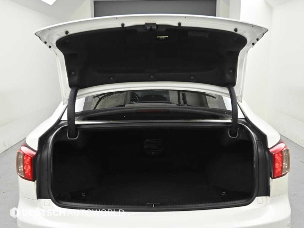 Lexus IS 2012 the color of pearl - Importación desde Corea - HF Imports Iquique - Foto 19