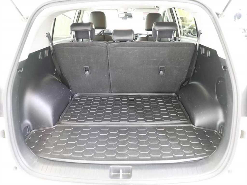 KIA Sportage - Vista 11