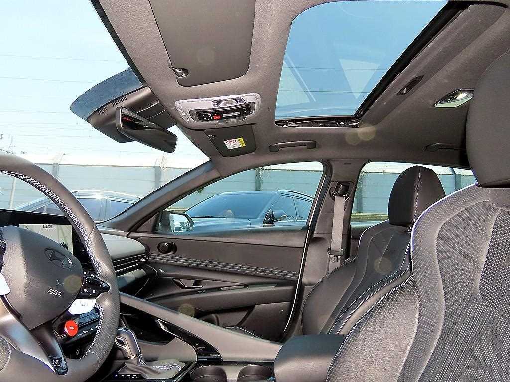 HYUNDAI Avante 2025 Blanco - Importación desde Corea - HF Imports Iquique - Foto 17
