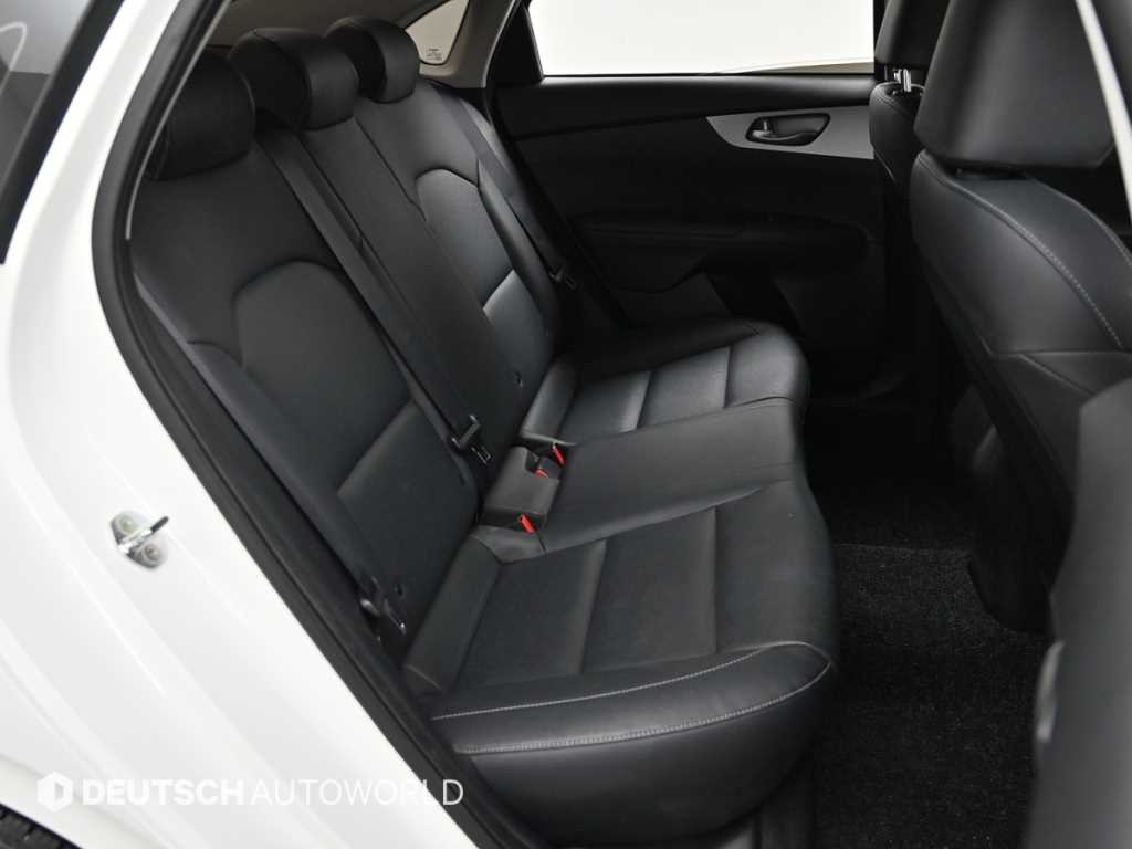 KIA K3 - Vista 12