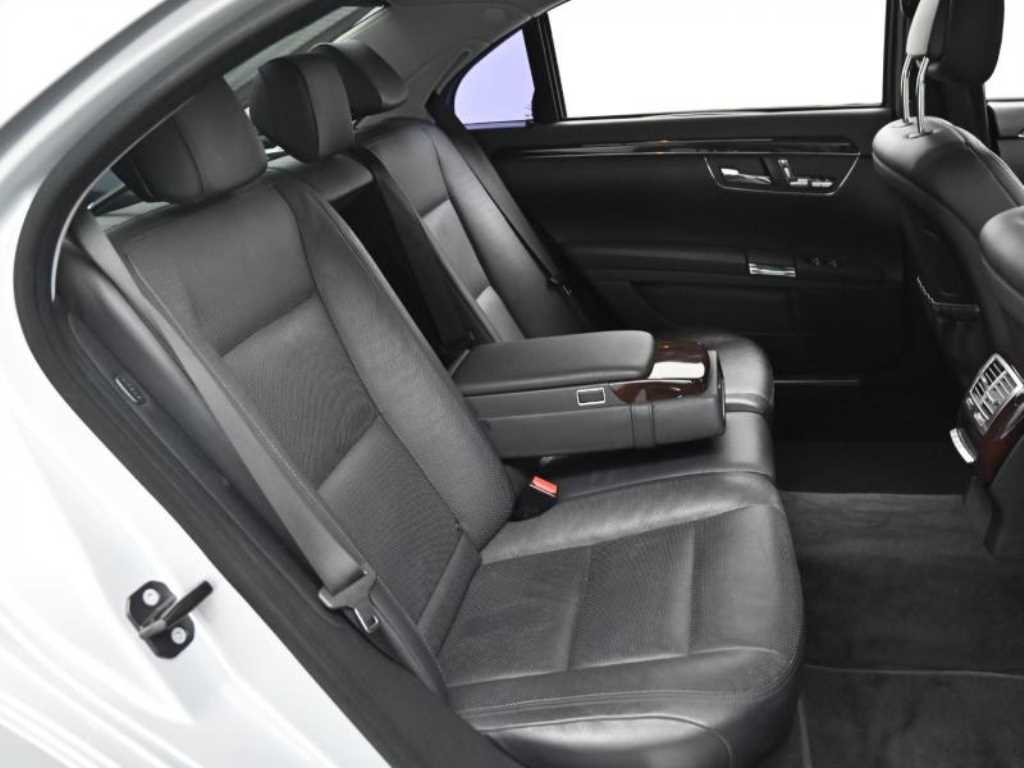 Mercedes Benz S Class - Vista 12
