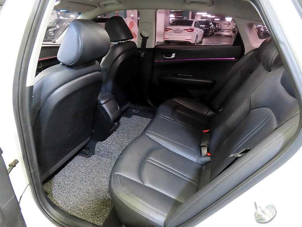 KIA K5 - Vista 7