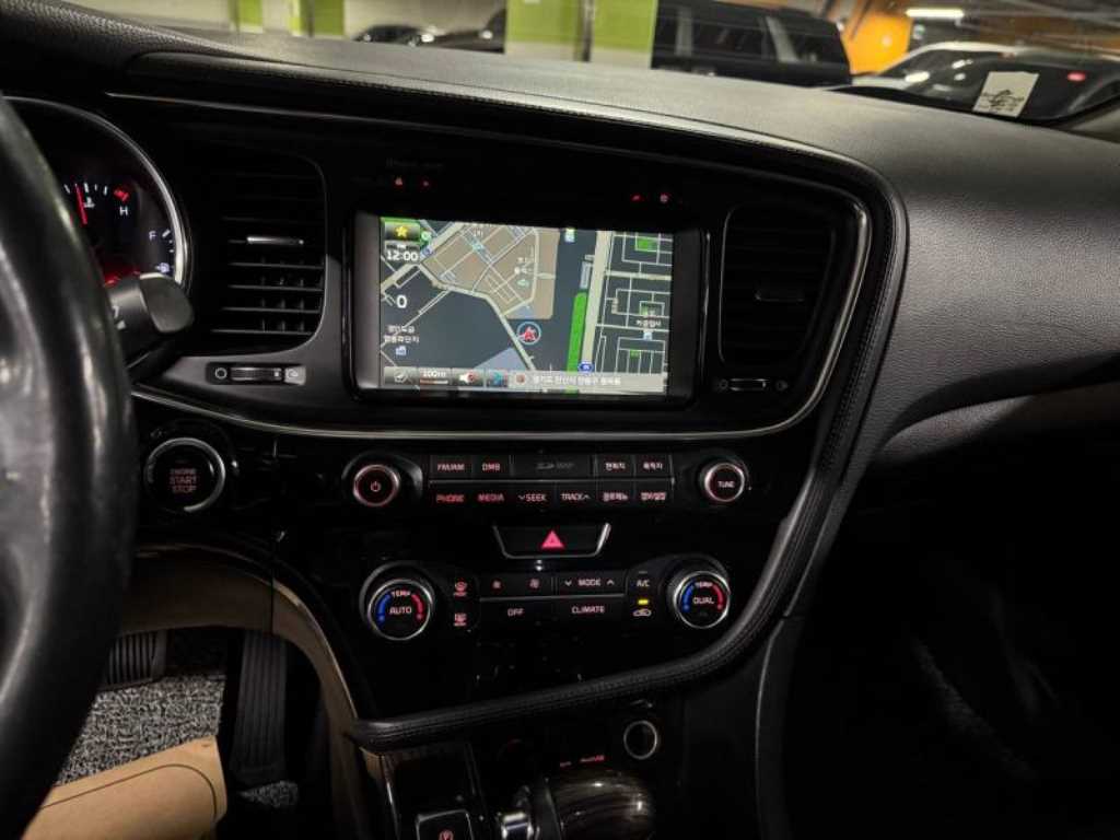 KIA K5 - Vista 11