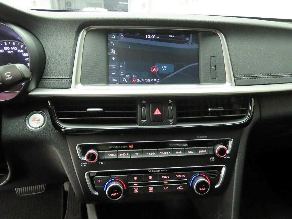 KIA K5 - Vista 9