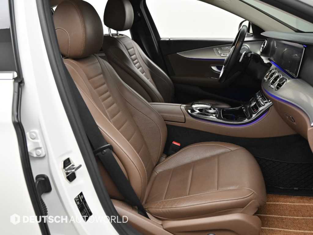 Mercedes Benz E class - Vista 10