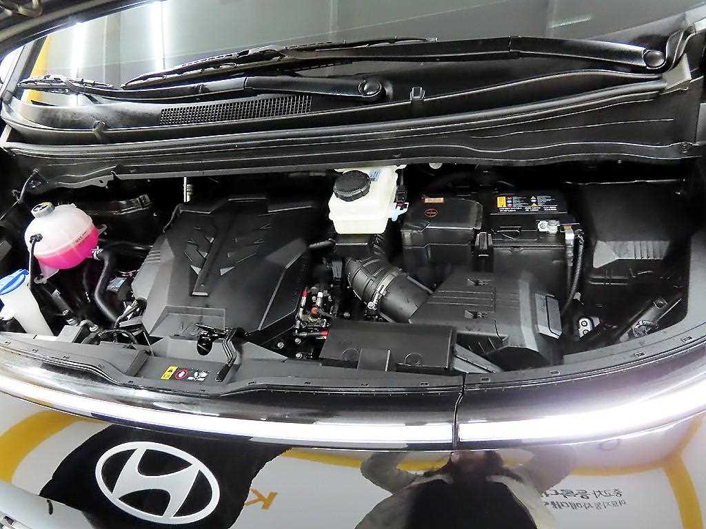 HYUNDAI Staria 2025 - Importación desde Corea - HF Imports Iquique - Foto 19