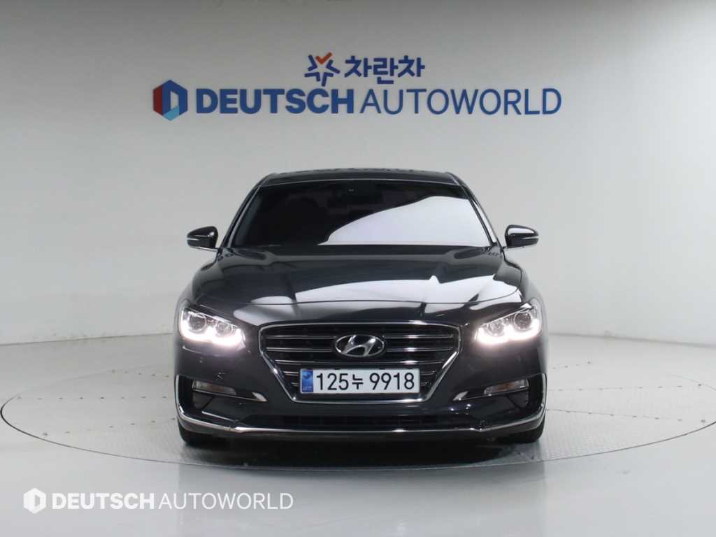 HYUNDAI Grandeur - Vista 3