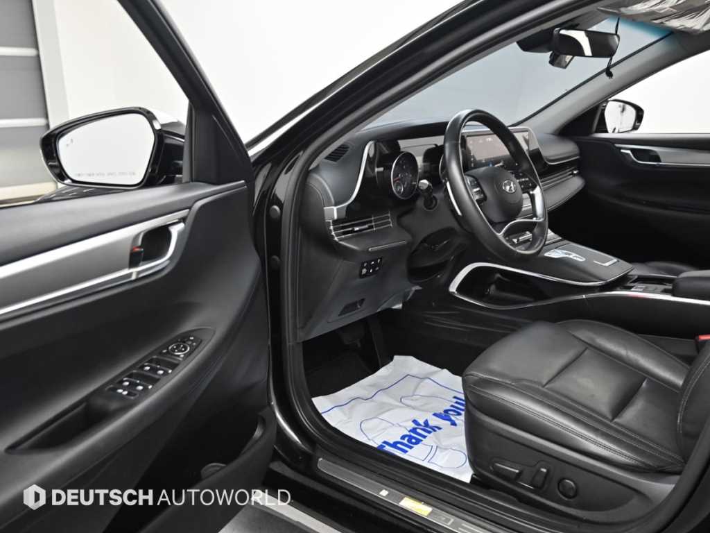 HYUNDAI Grandeur - Vista 11
