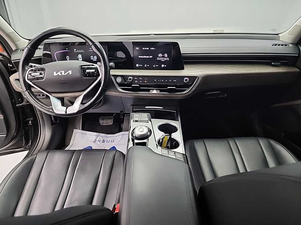 KIA K8 - Vista 7