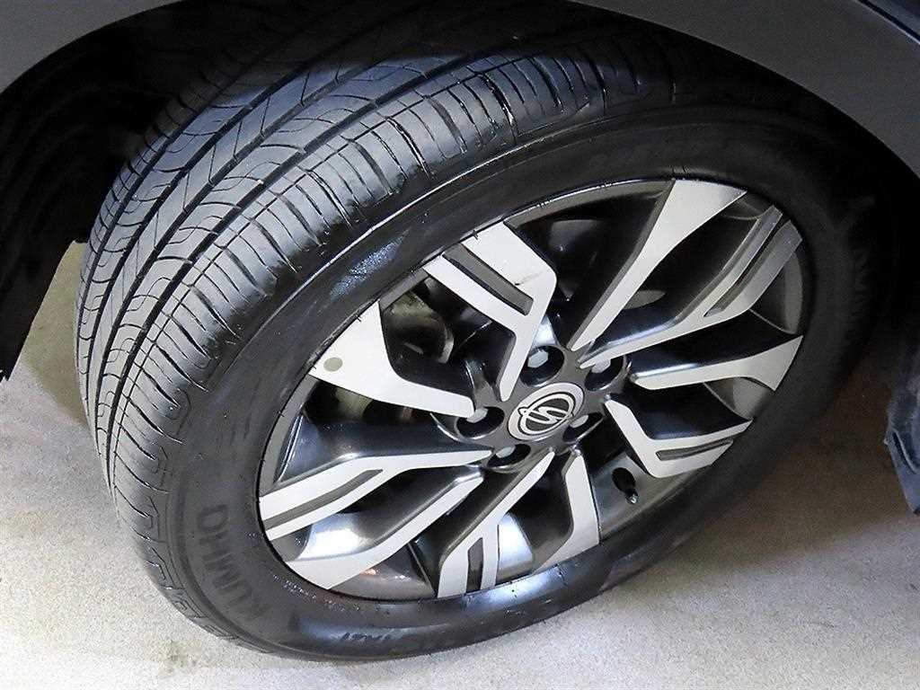 Ssangyong Tivoli 2018 Blanco - Importación desde Corea - HF Imports Iquique - Foto 20