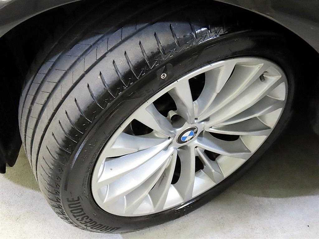 BMW 5 Series 2023 Gris - Importación desde Corea - HF Imports Iquique - Foto 20
