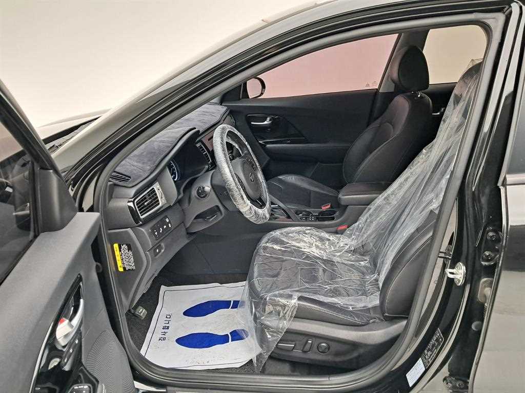 KIA Niro - Vista 11