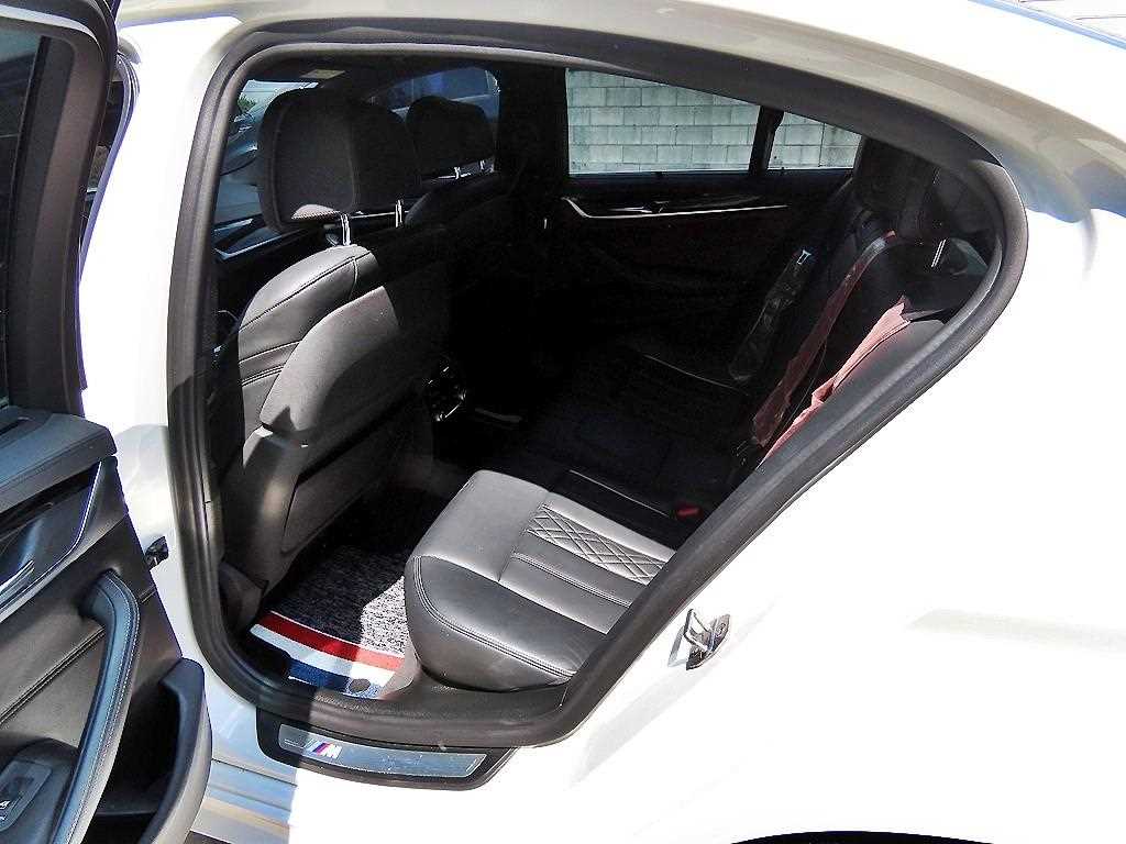 BMW 5 Series - Vista 6