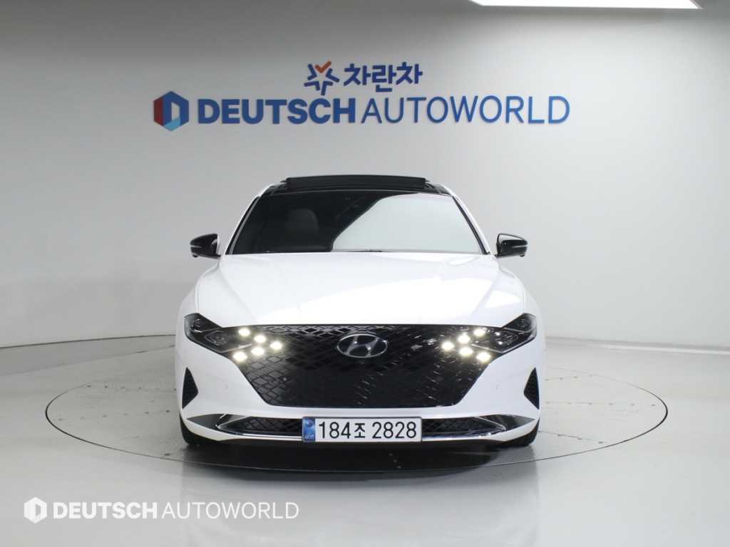 HYUNDAI Grandeur - Vista 3