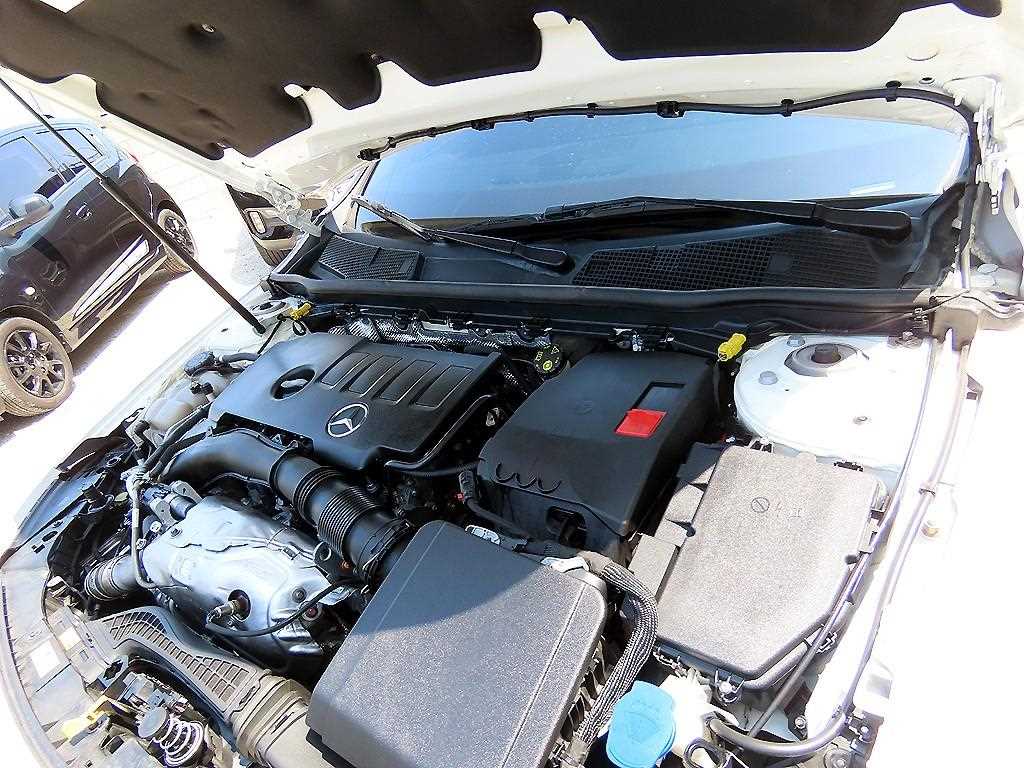 Mercedes Benz CLA Class 2022 Blanco - Importación desde Corea - HF Imports Iquique - Foto 19