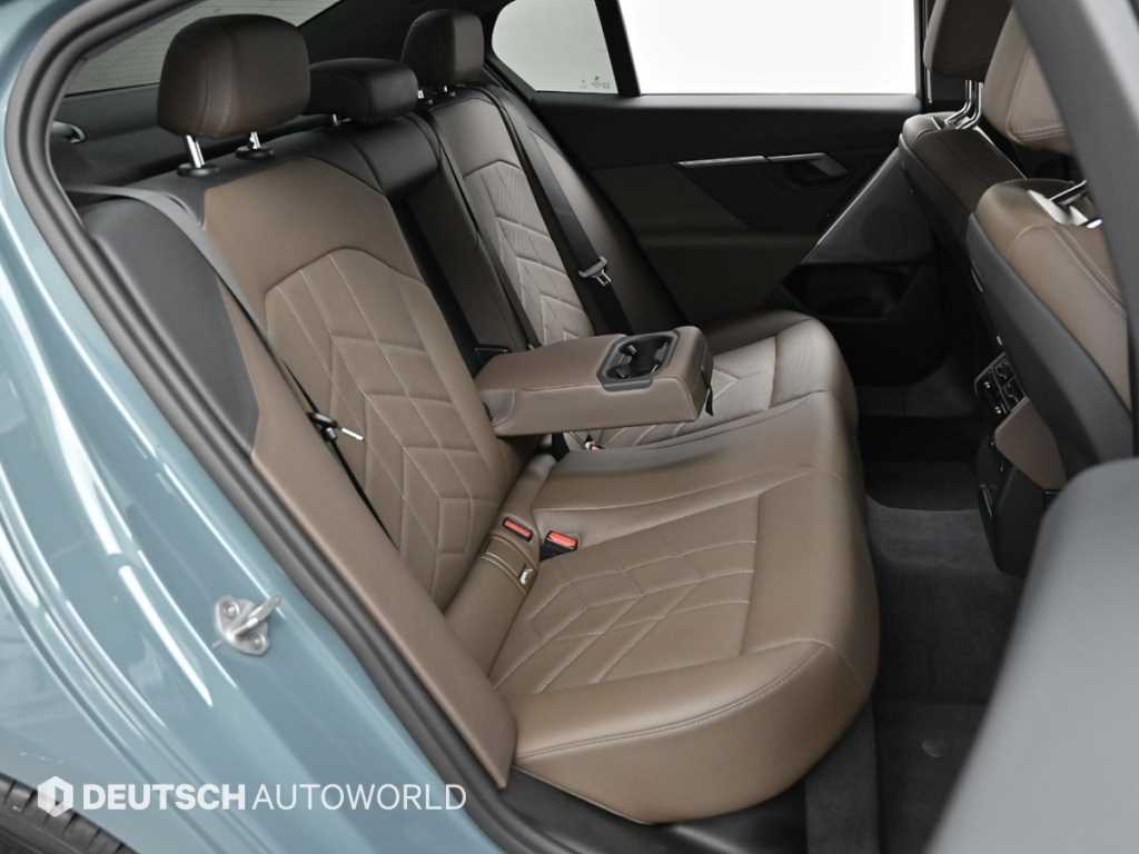 BMW 5 Series - Vista 12