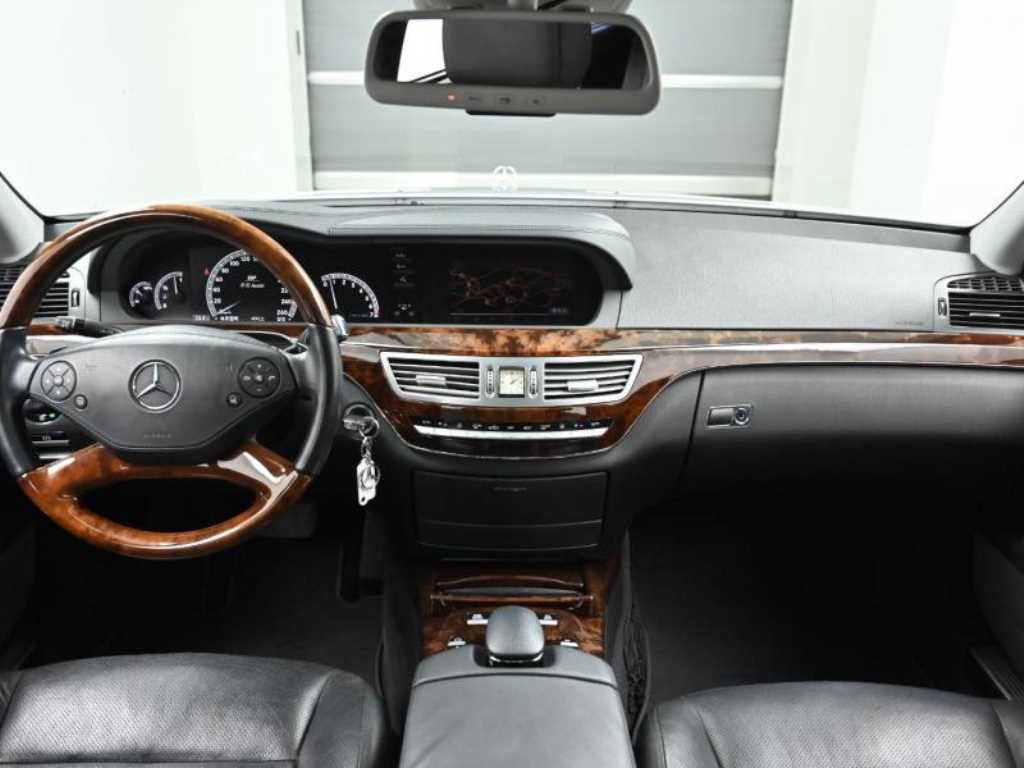 Mercedes Benz S Class - Vista 7