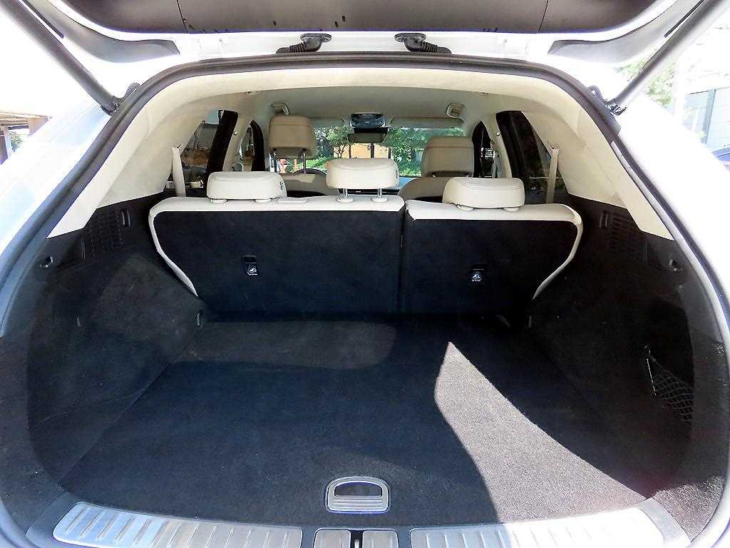 Genesis GV70 2024 Blanco - Importación desde Corea - HF Imports Iquique - Foto 16