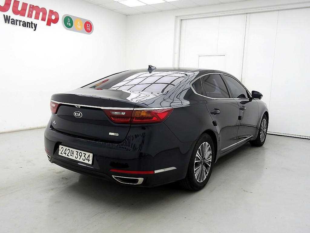 KIA K7 - Vista 4