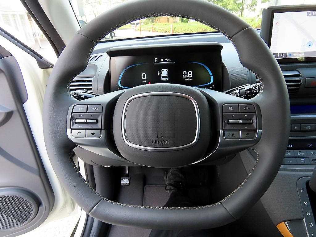 HYUNDAI Casper - Vista 8