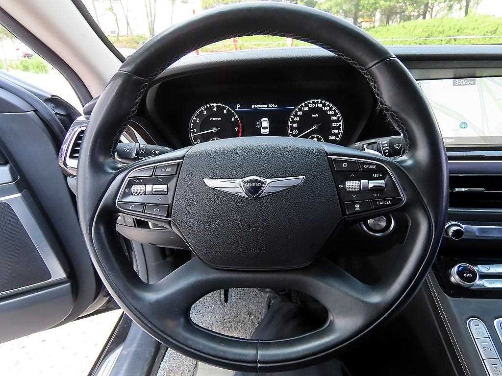 Genesis G90 - Vista 8