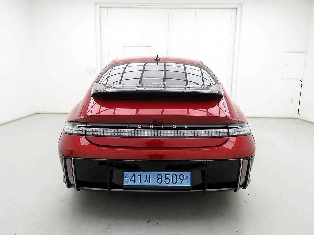 HYUNDAI Ioniq 6 - Vista 3