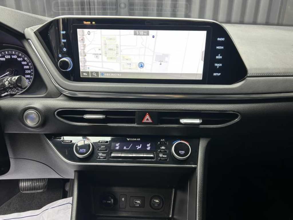 HYUNDAI Sonata - Vista 11