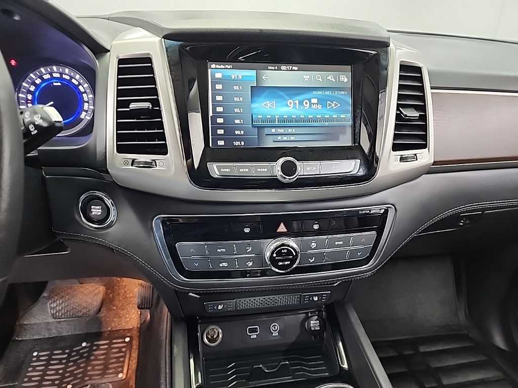 Ssangyong Rexton - Vista 10