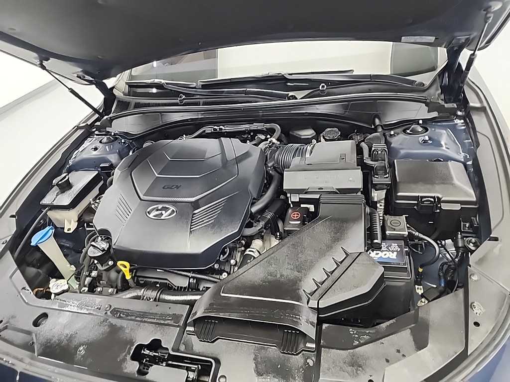 HYUNDAI Grandeur - Vista 5