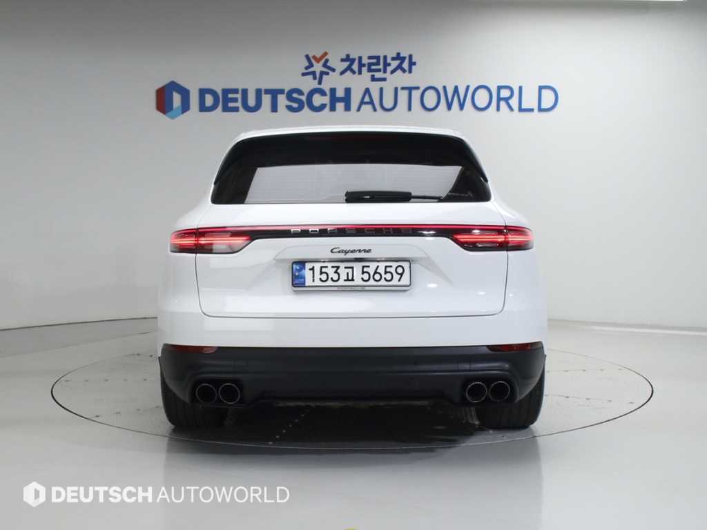 Porsche Cayenne - Vista 4