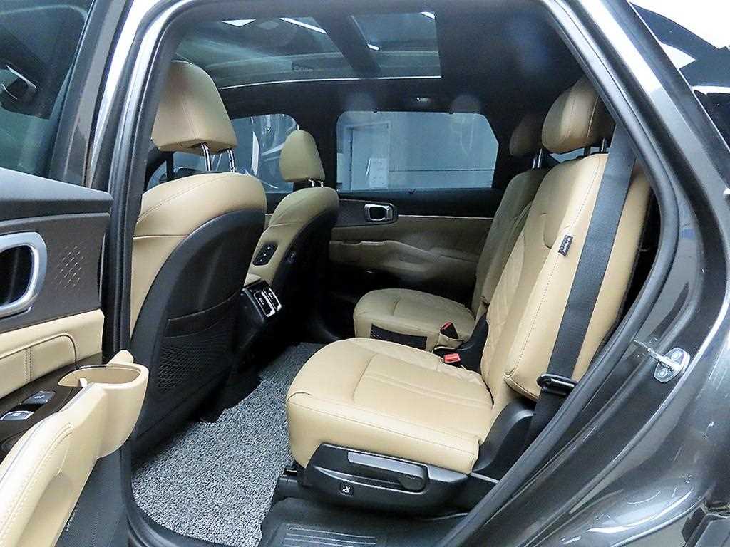 KIA Sorento - Vista 6