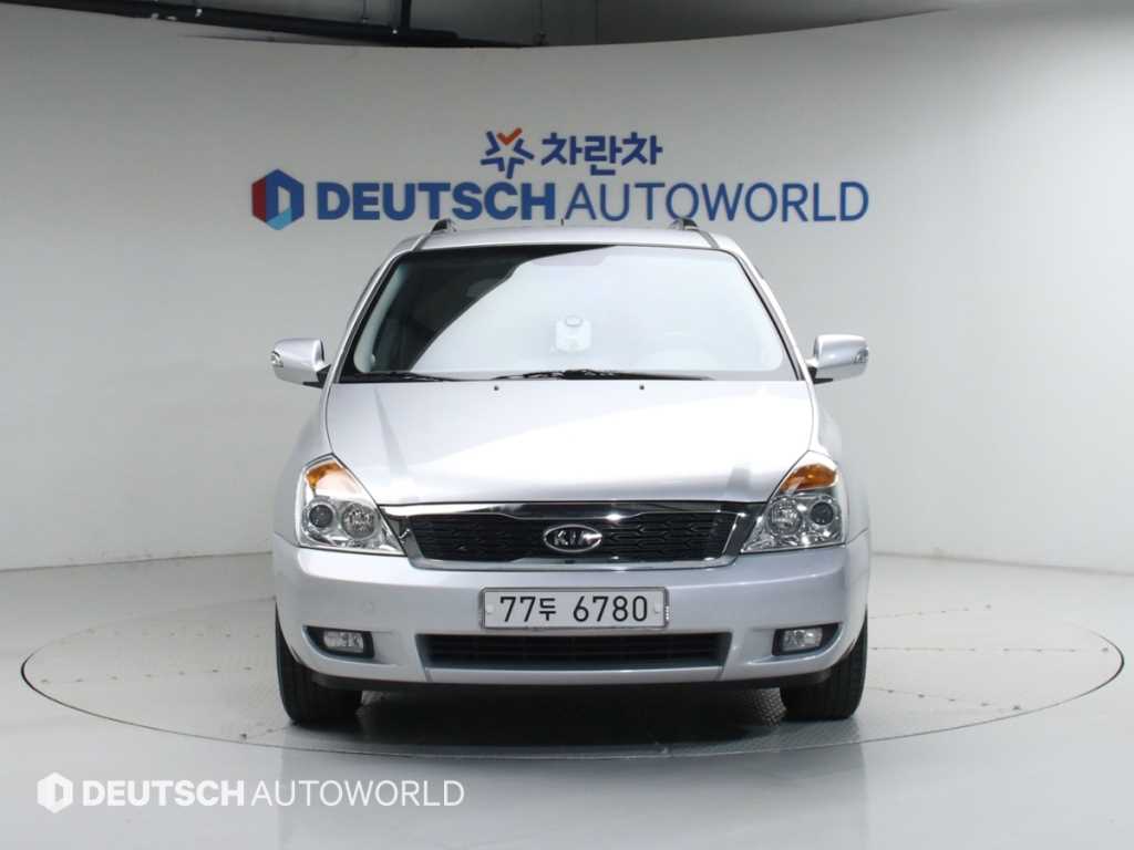 KIA Carnival - Vista 3