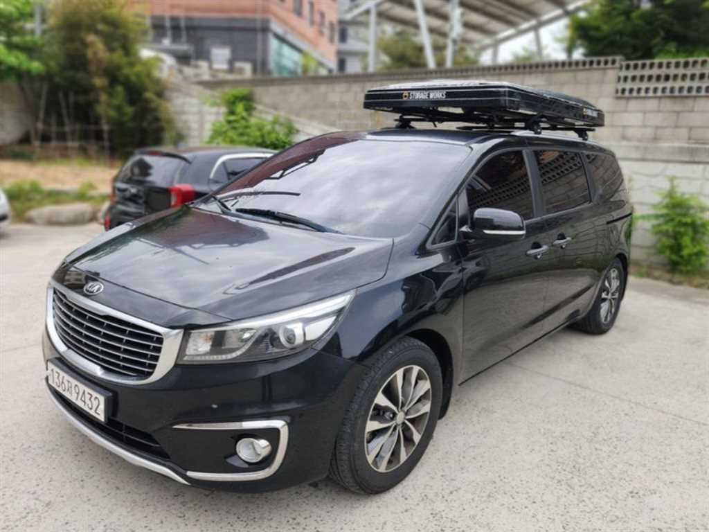 KIA Carnival - Vista 3
