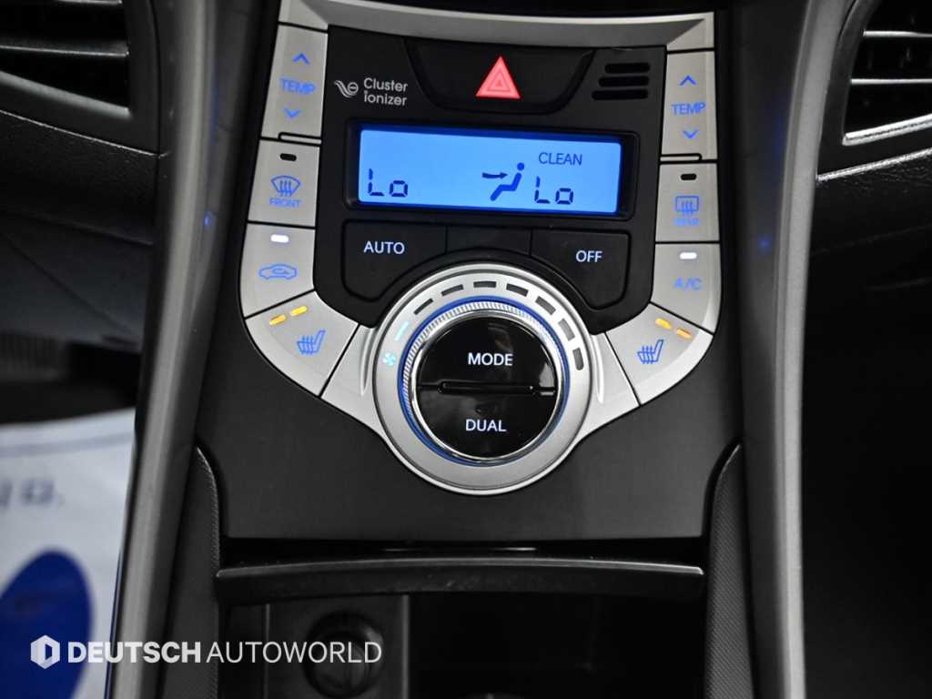 HYUNDAI Avante 2012 - Importación desde Corea - HF Imports Iquique - Foto 17