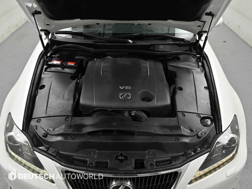 Lexus IS - Vista 6