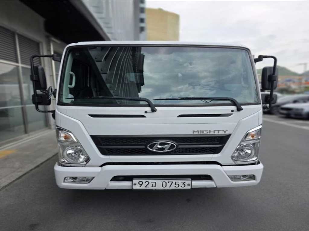 medium and large cargo Cargo 2018 Blanco - Importación desde Corea - HF Imports Iquique - Foto 1