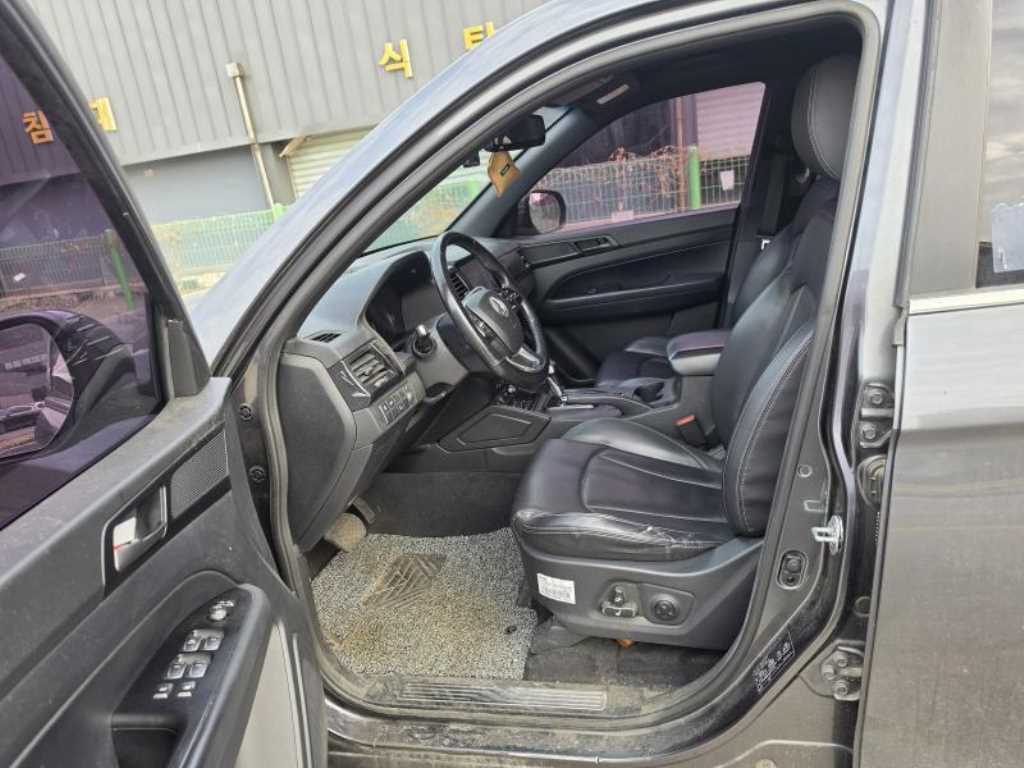 Ssangyong Rexton - Vista 4