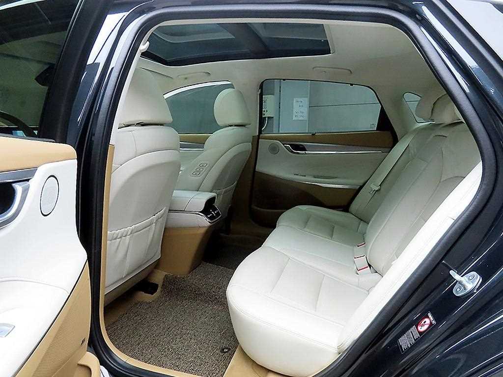 HYUNDAI Grandeur - Vista 6