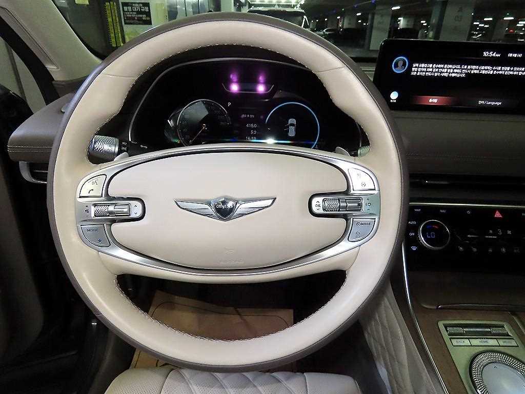 Genesis GV80 - Vista 8